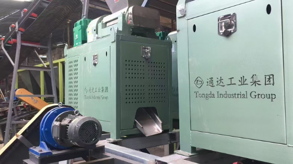 貴州興義融雪劑生產(chǎn)線調(diào)試 (2).jpg